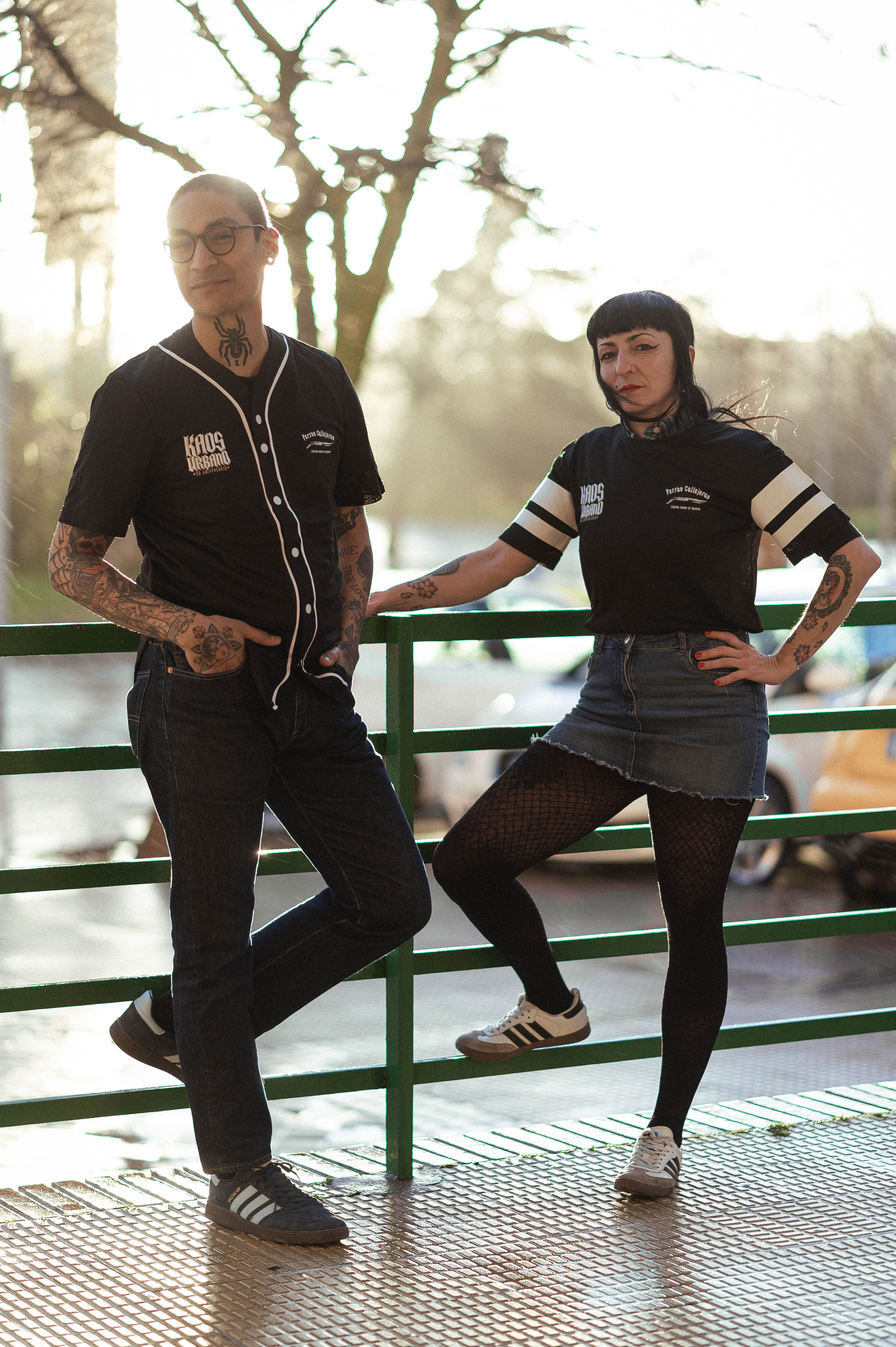 CAMISA BEISBOL KAOR URBANO X PERRAS CALLEJERAS - Image 5