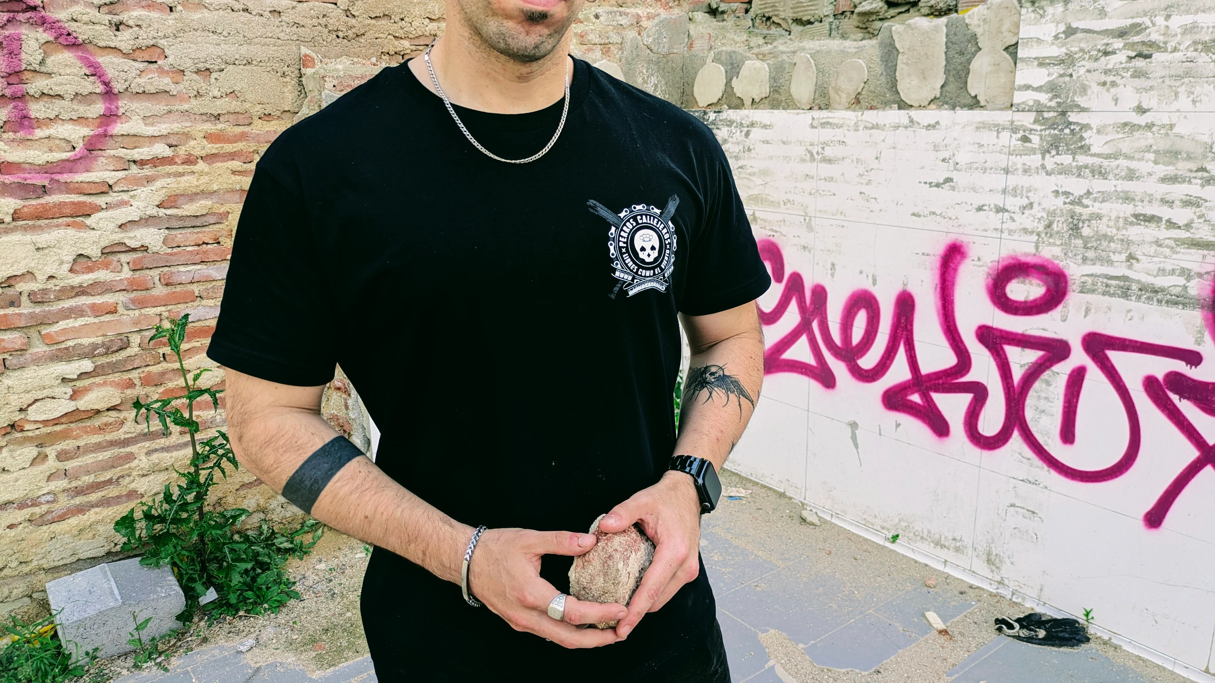 Camiseta Hood - Image 14