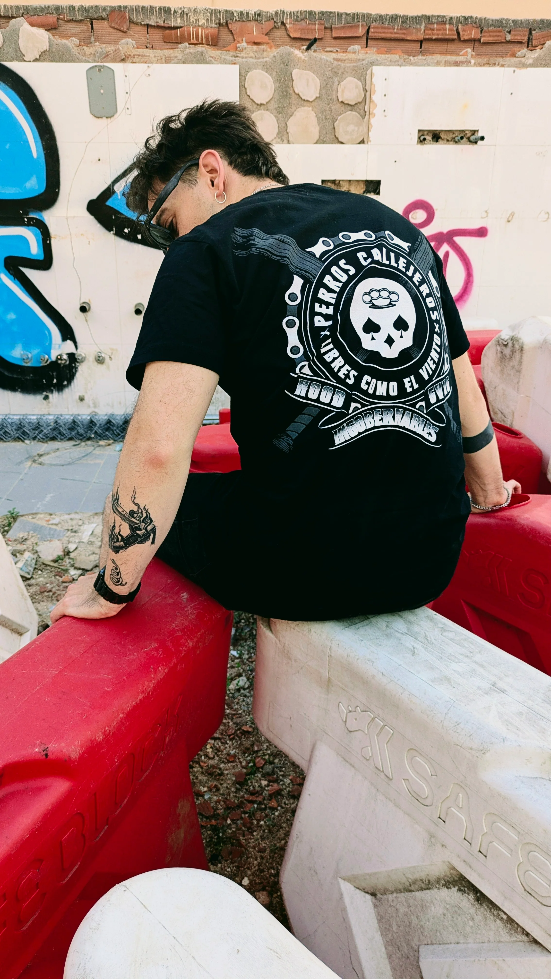 Camiseta Hood - Image 9