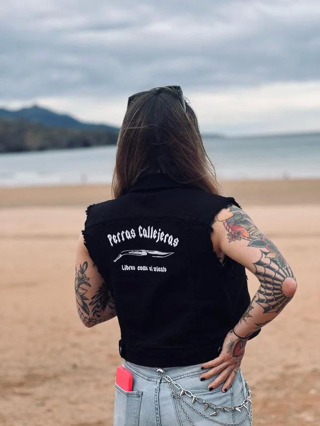 Chaleco vaquero bordado - Image 3