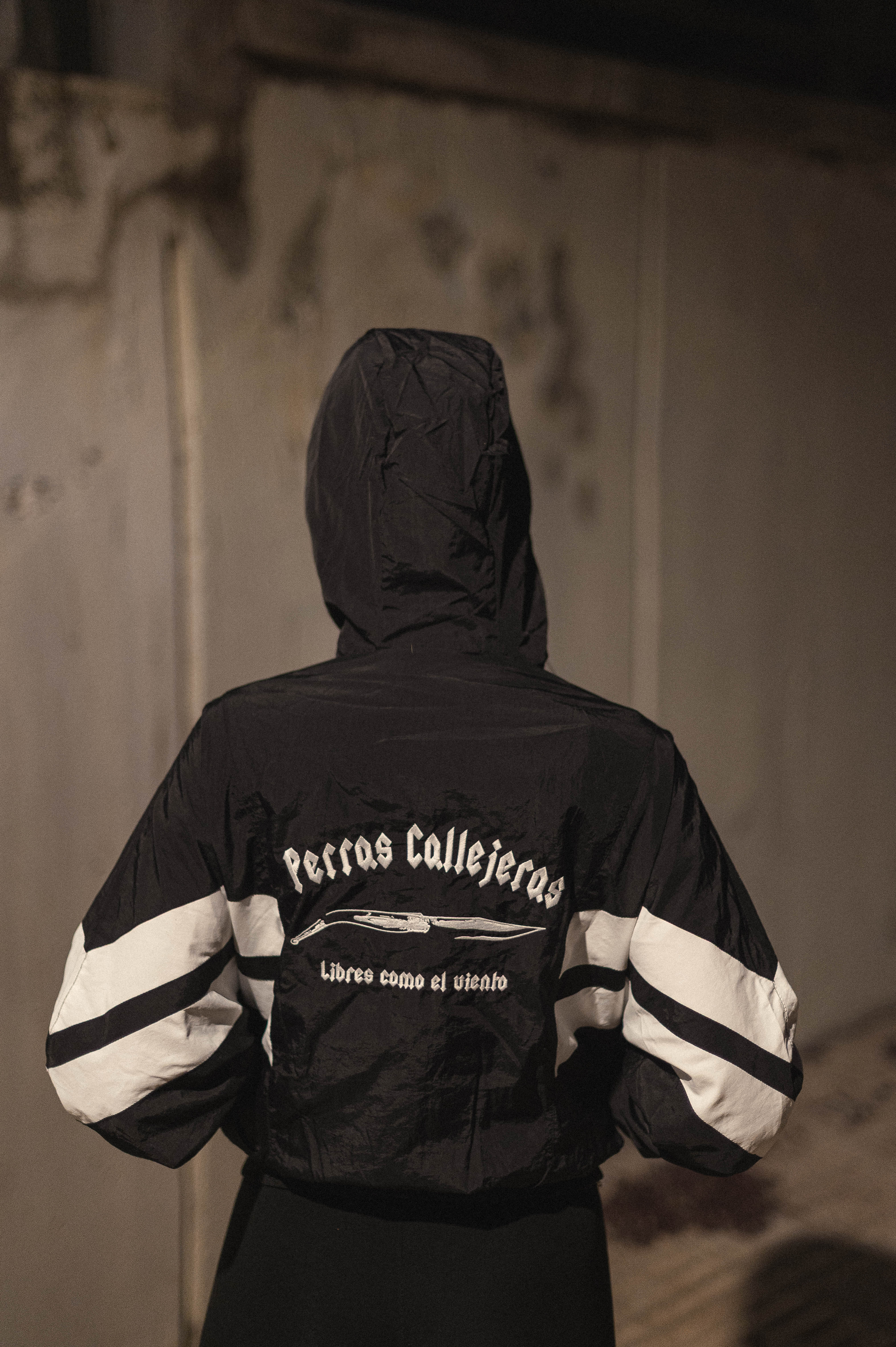 Chaqueta Murciélago - Image 4