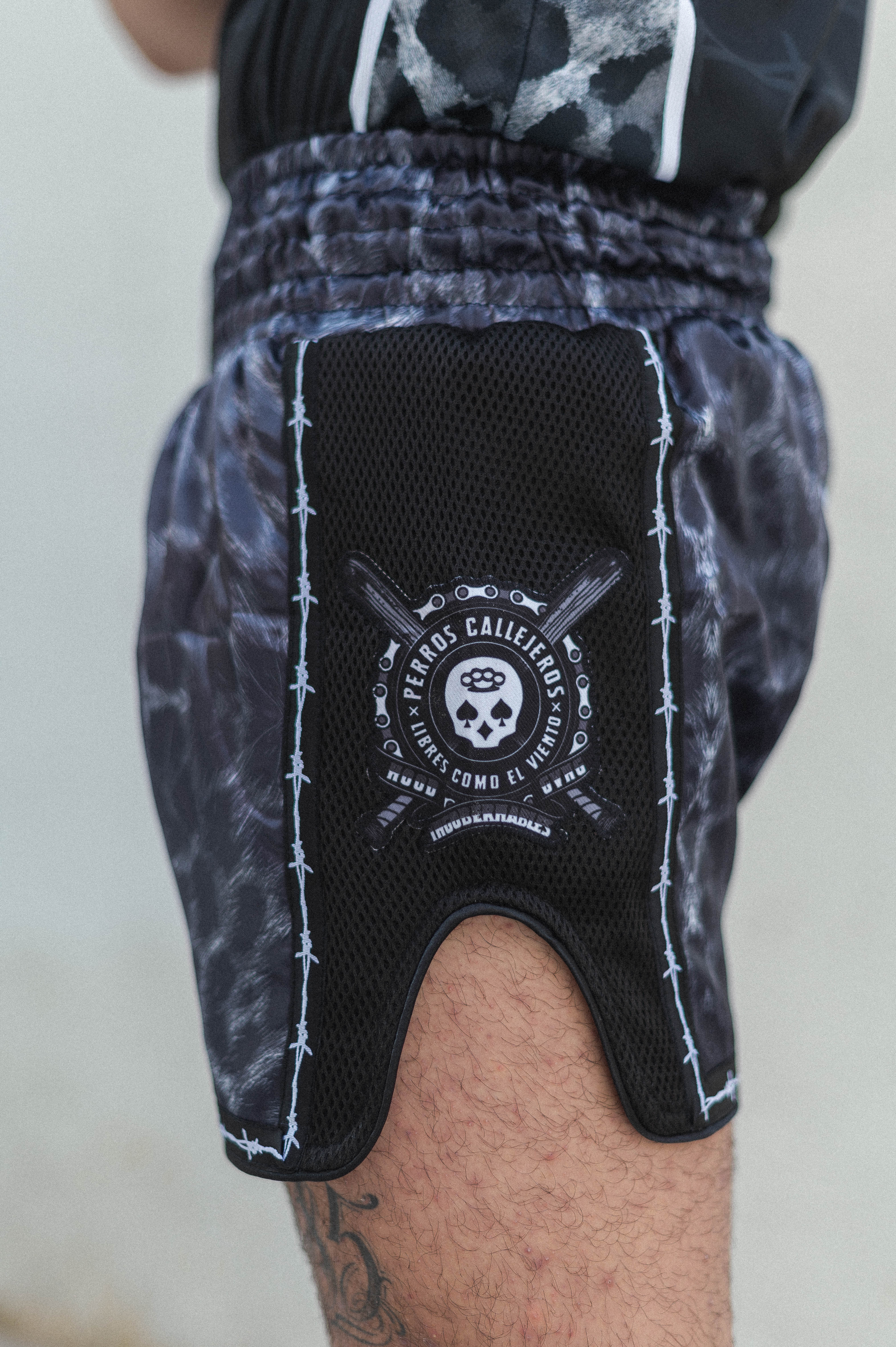 Short Muay Thai Perros Callejeros - Image 4