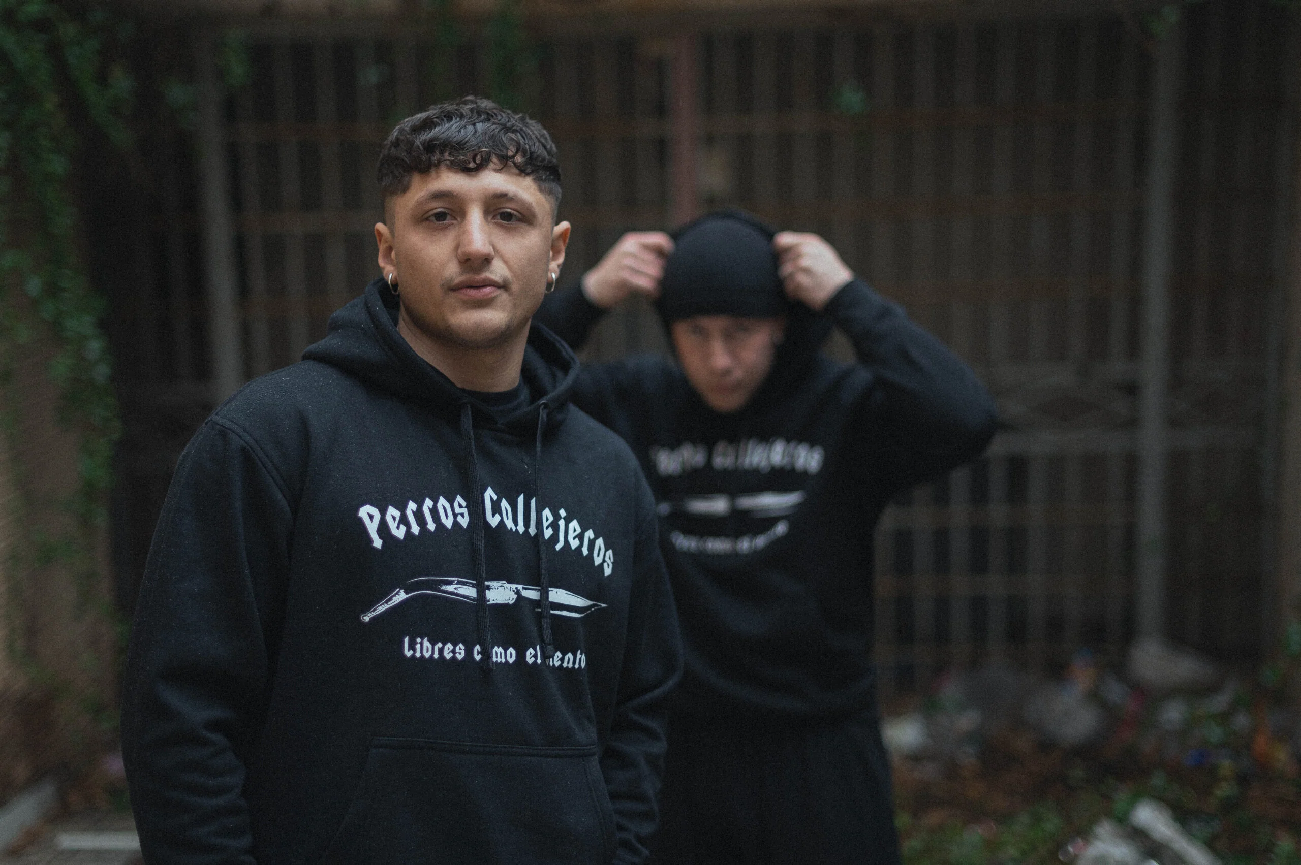 Sudadera Perros Callejeros Capucha - Image 4