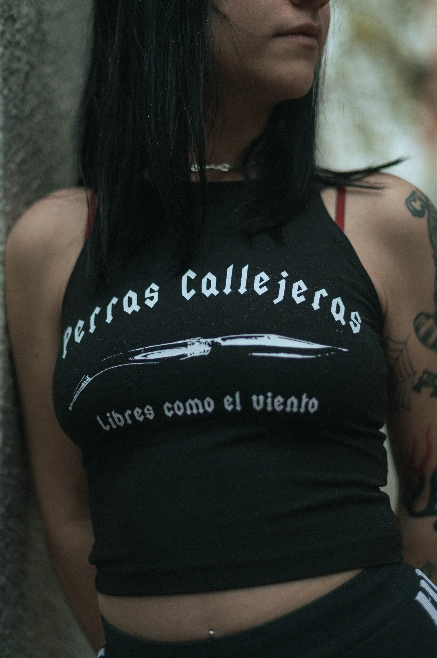 TOP NEGRO PERRAS CALLEJERAS - Image 21