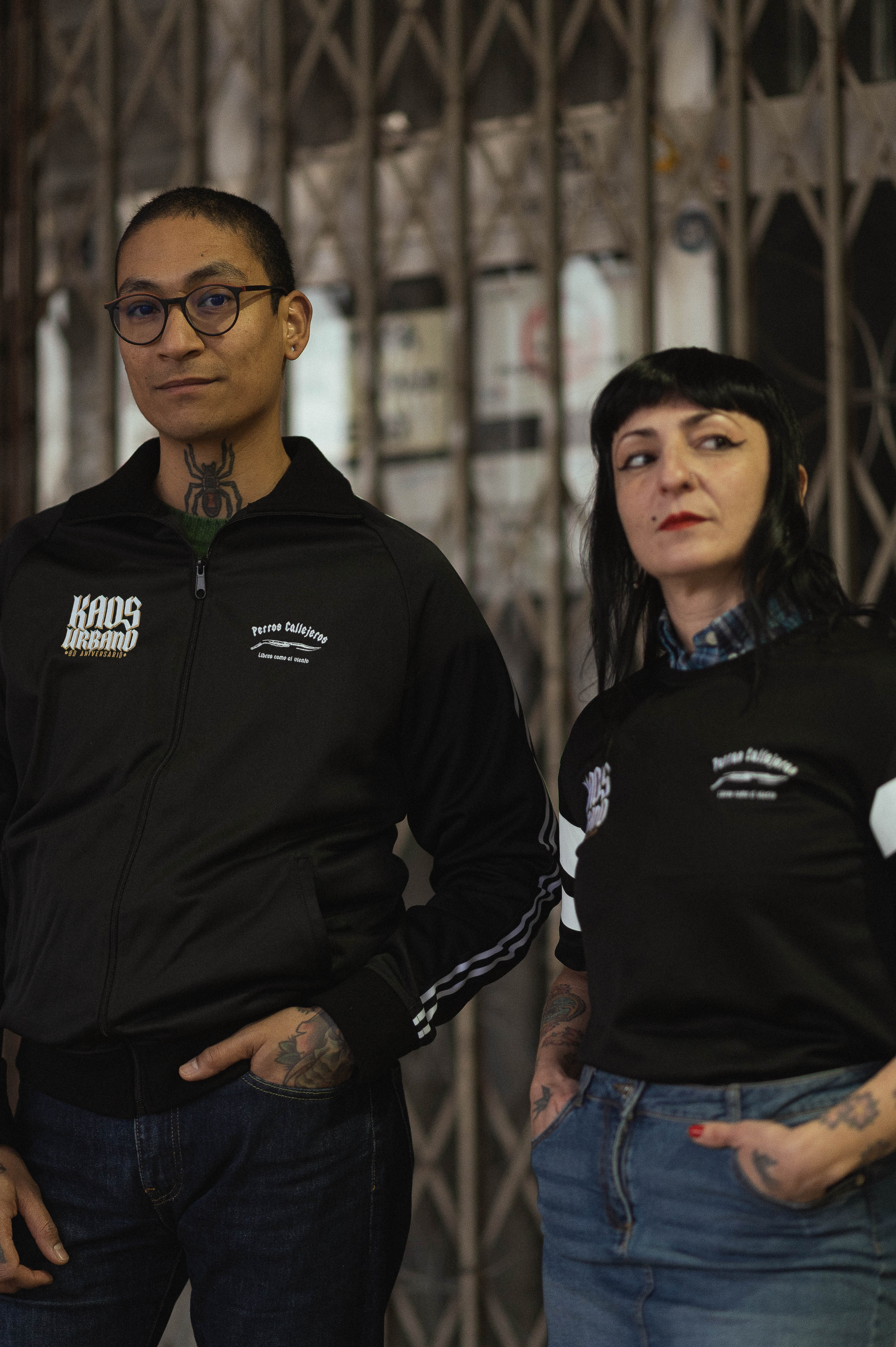 TRACKTOP KAOS URBANO X PERROS CALLEJEROS - Image 3