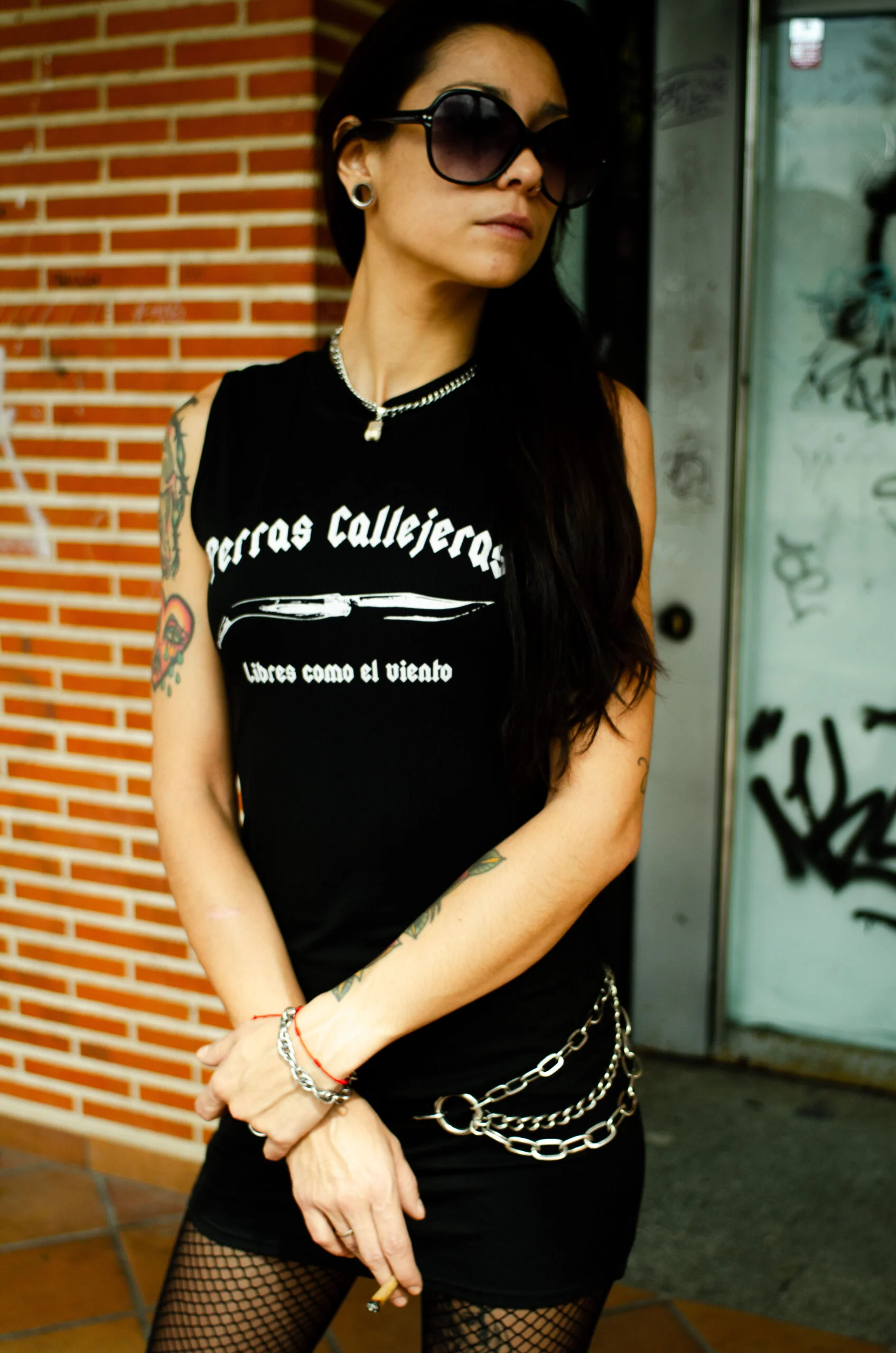 Vestido Negro Perras Callejeras - Image 5